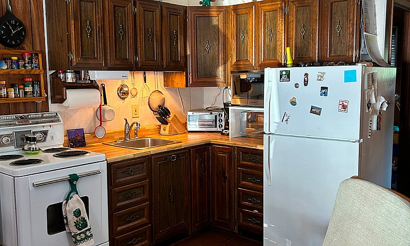 Cabin For Sale - Rid...