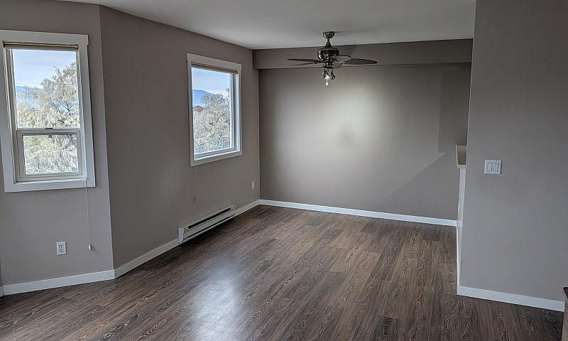 Aberdeen Apartment W...