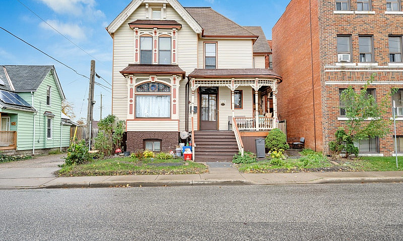 Large House For Sale...