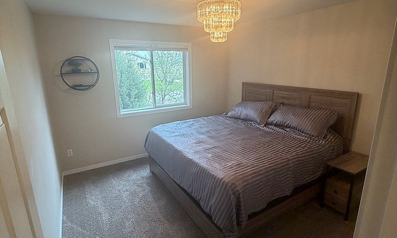 House For Sale - 37 ...