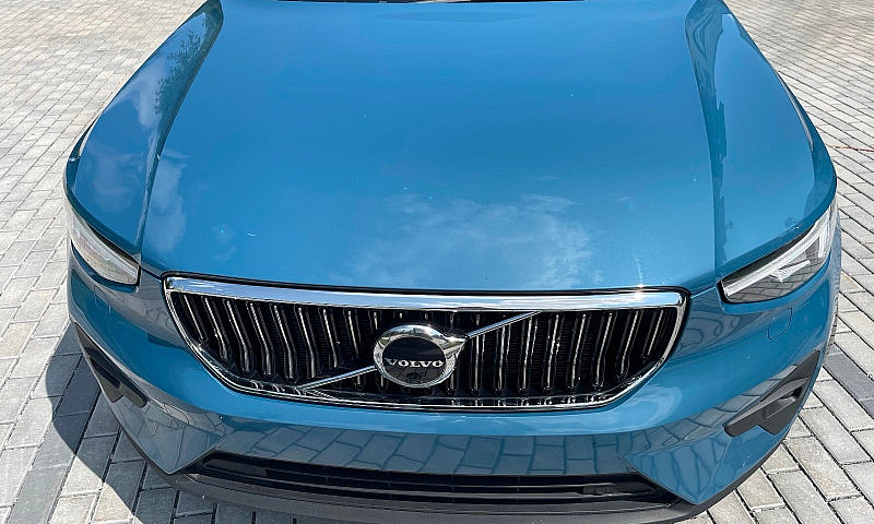 Volvo Xc40, Bright T...