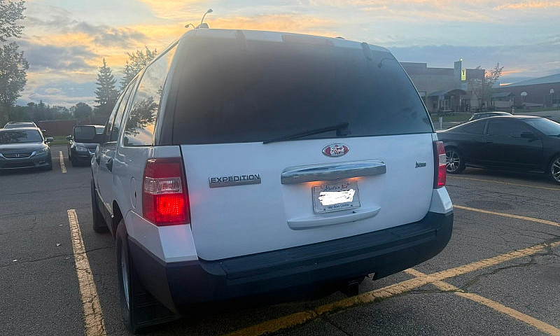 2012 Ford Expedition...