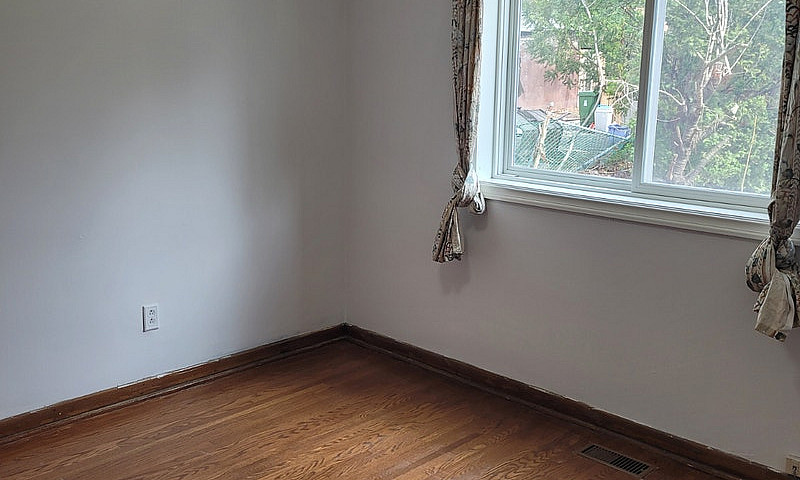 Toronto One Bedroom ...