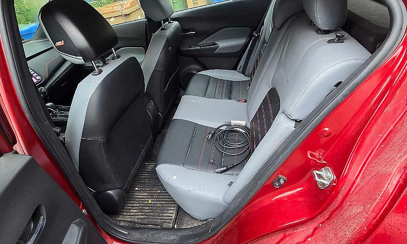 2023 Nissan Kicks Sr...
