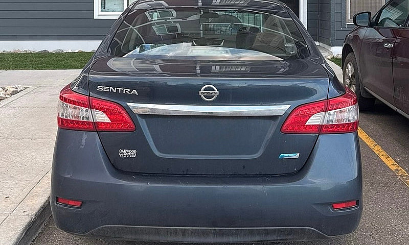 Nissan Sentra 2013...