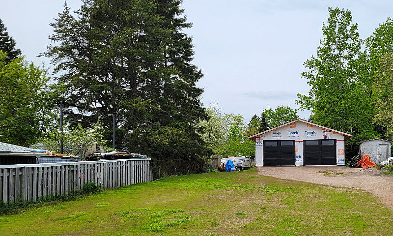 505 Grenville Ave...