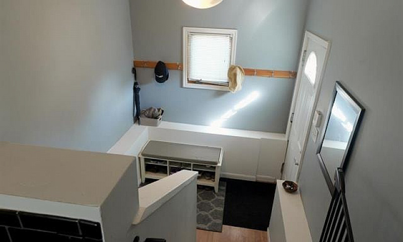 Spacious 3 Bedroom+D...
