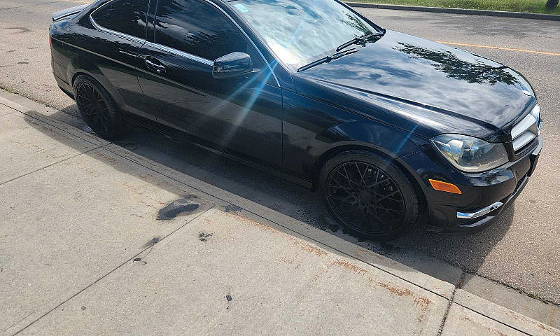 2013 Mercedes C250 T...