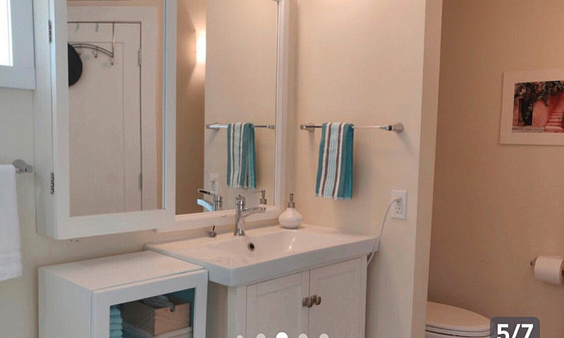 Furnished Suite 1 Be...