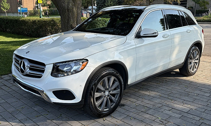 2016 Mercedes Glc-30...