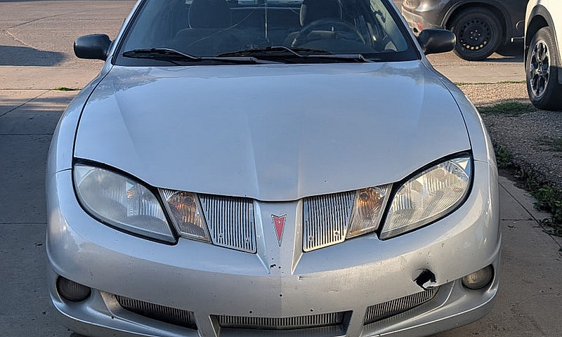 2003 Pontiac Sunfire...