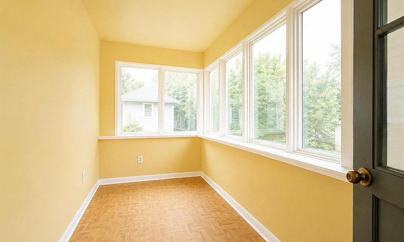 Charming Home For Fi...