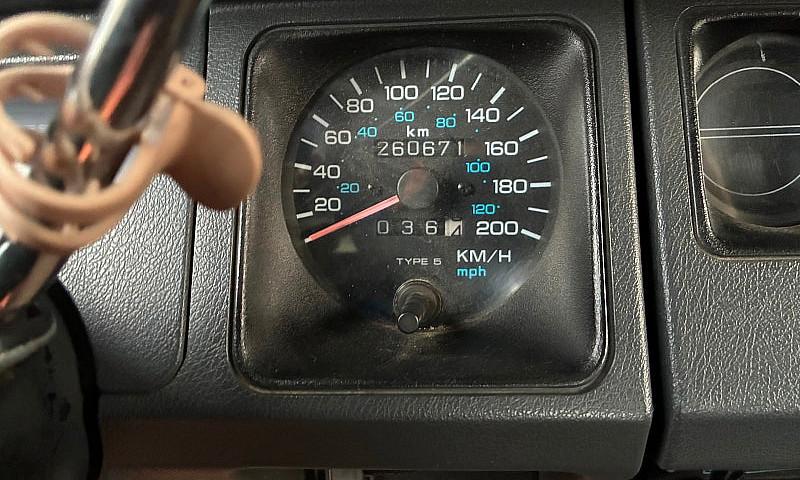 1992 Jeep Wrangler Y...
