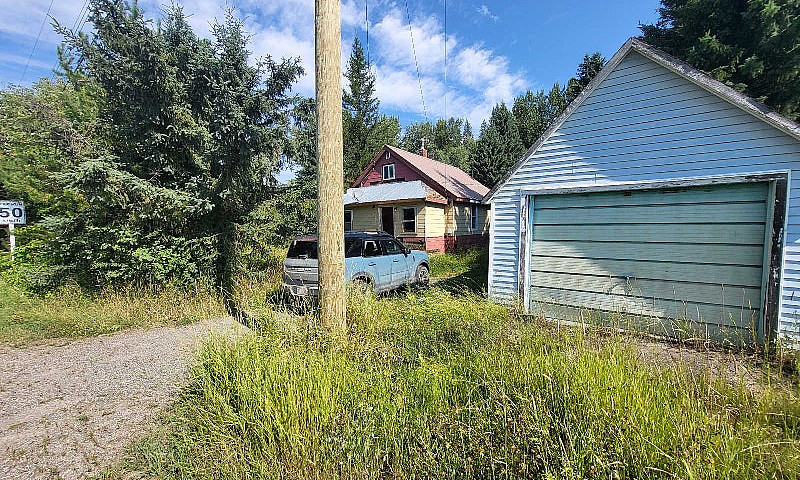 Estate Sale:...