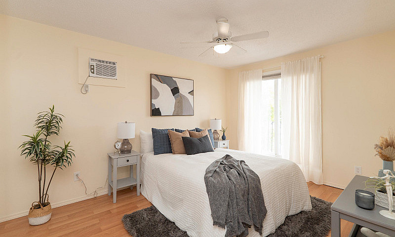 Open House (Condo) -...