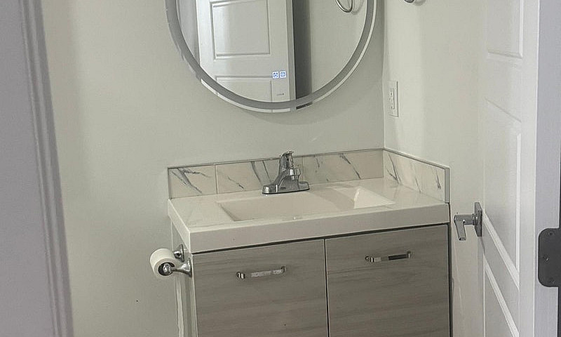 Spacious 2-Bedroom B...
