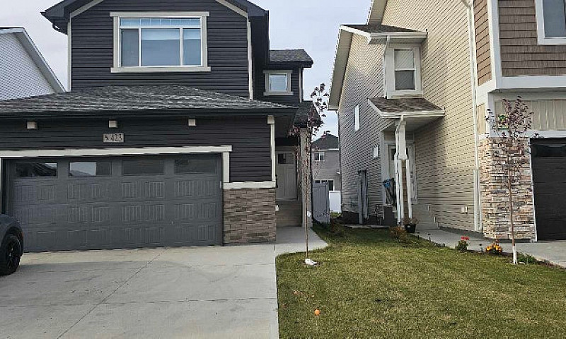 423 Pepper St, Brigh...