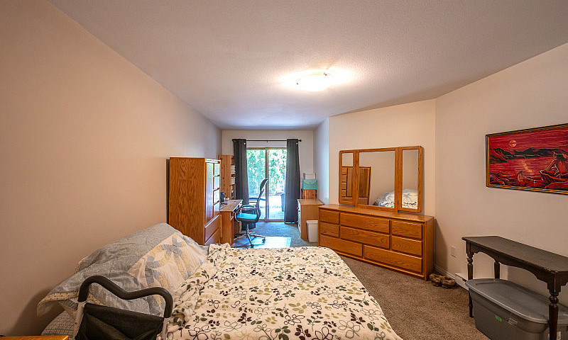 3 Bedroom Condo At D...