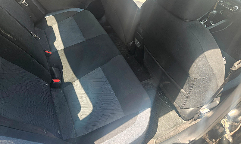 Versa 2024 45000Km...