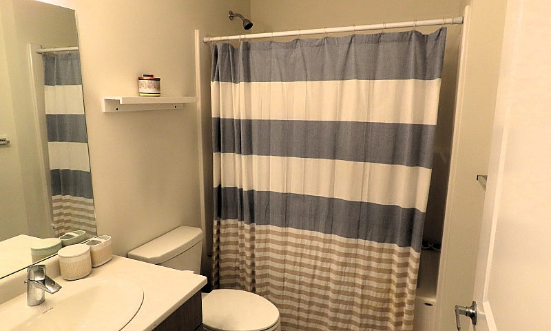 2 Beds 2.5 Baths Tow...