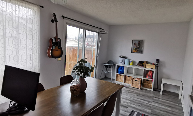 3-Bedroom Townhouse ...