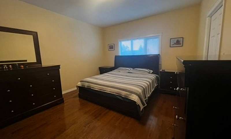 House For Rent / Mai...