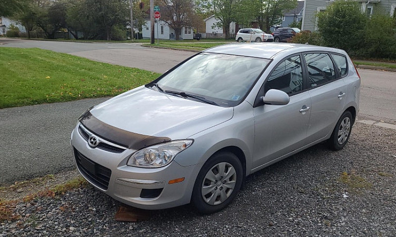 2010 Hyundai Elantra...