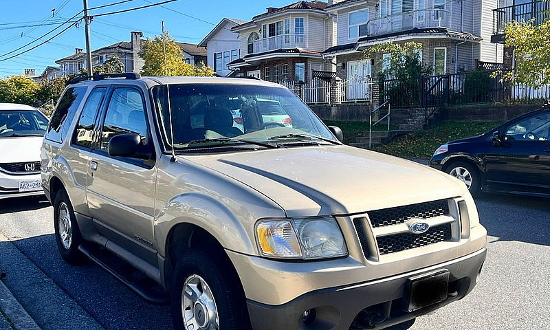 2002 Ford Explorer ...