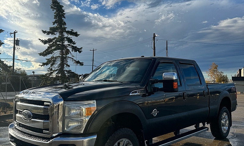 2014 Ford F-350 Lari...