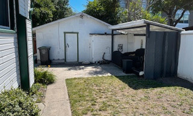 2 Bedroom House For ...