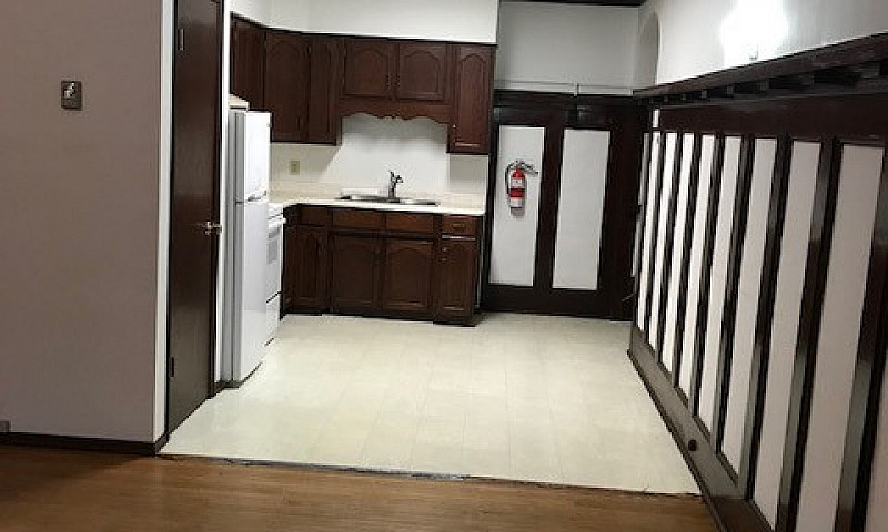 1 Br Apartment Avail...