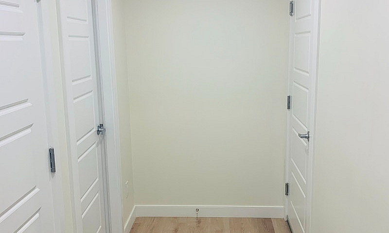 Exclusive Spacious 1...