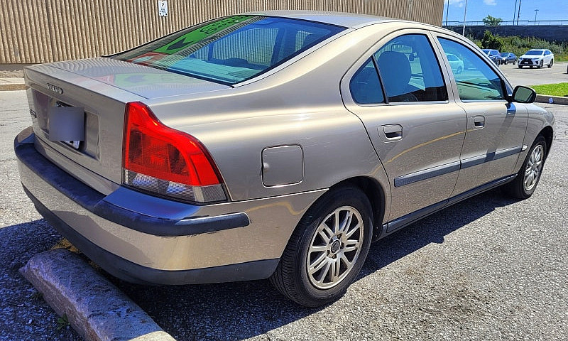 2004 Volvo S60 W/ Pi...