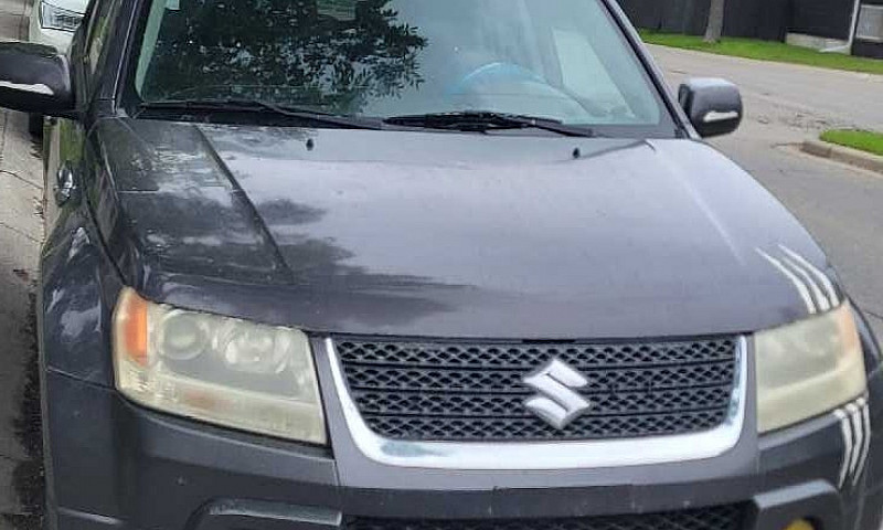 Suzuki Grand Vitara ...