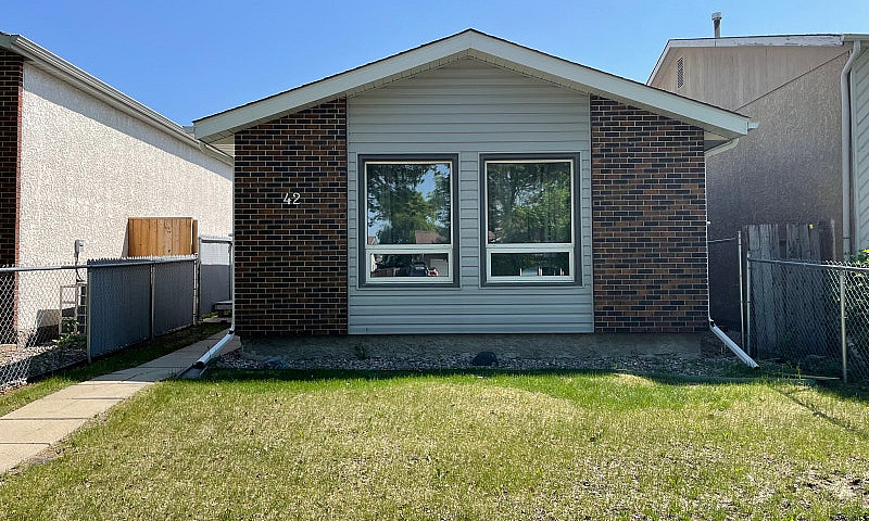 House For Rent In St...