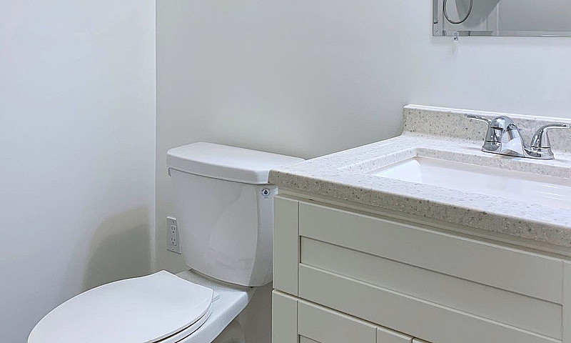 New 3Bed Rooms Duple...