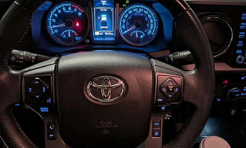 2022 Toyota Tacoma T...