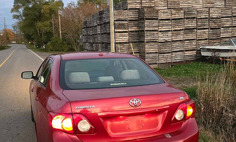 Toyota Corolla 2010...