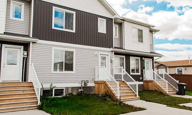 3 Bedroom Rental Ava...