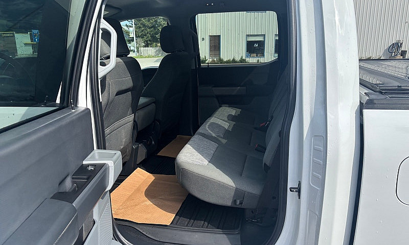 2023 Ford F150 Xlt 4...