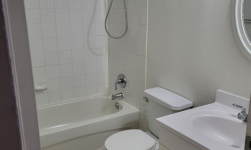 Apartments In Calmar...