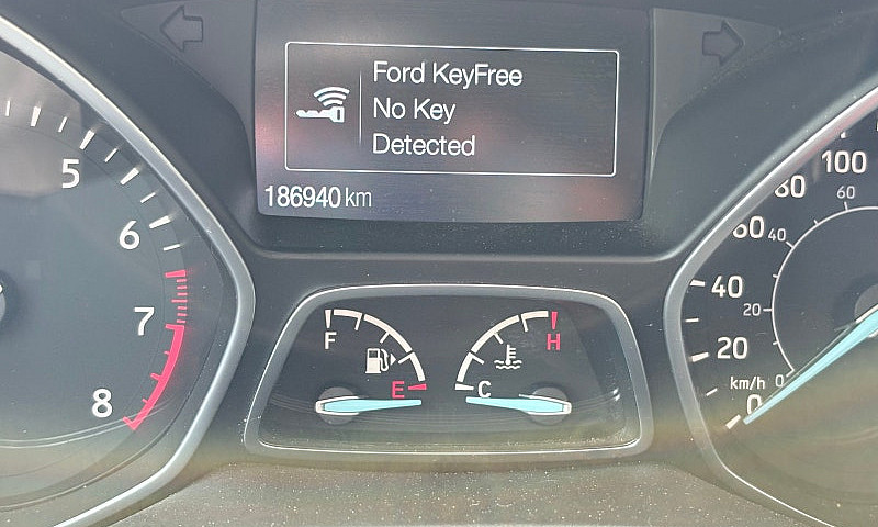 2017 Ford Escape Tit...