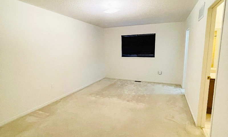 3 Bedroom Townhouse ...
