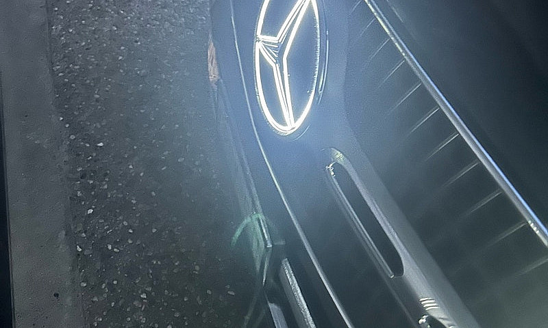 Mercedes-Benz Glc300...