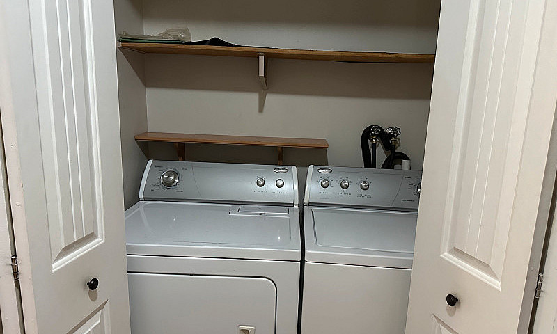 2 Bedroom, 1 Bath Ho...