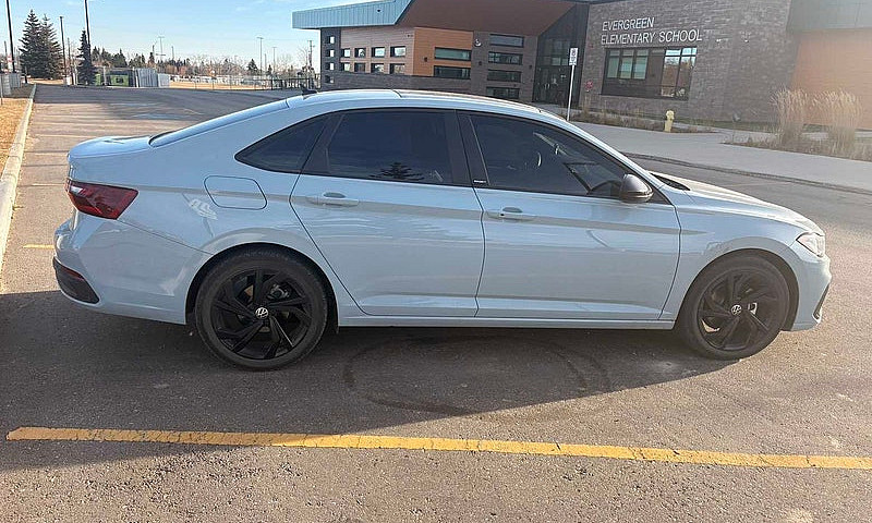 2025 Volkswagen Jett...
