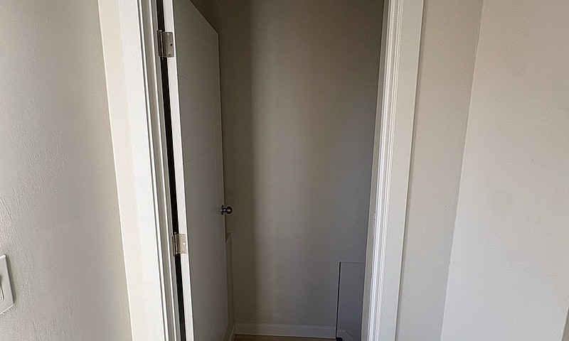 Full Basement For Re...