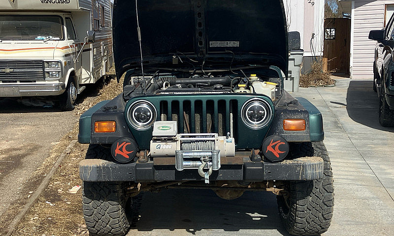 1999 Tj Sahara Jeep...