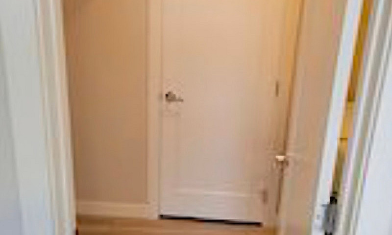 Luxury 1 Bedroom Con...