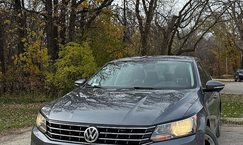 2016 Volkswagen Pass...